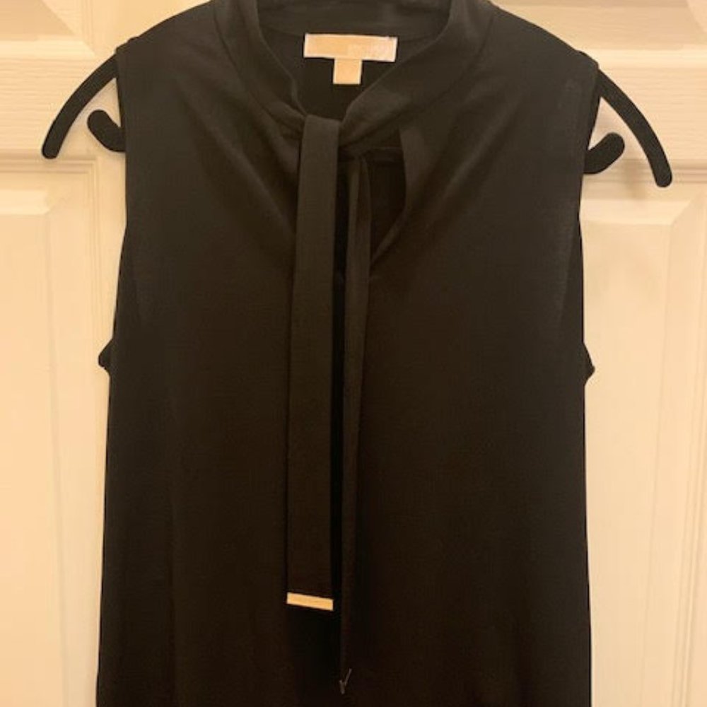 Michael Kors Sleeveless lightweight top
